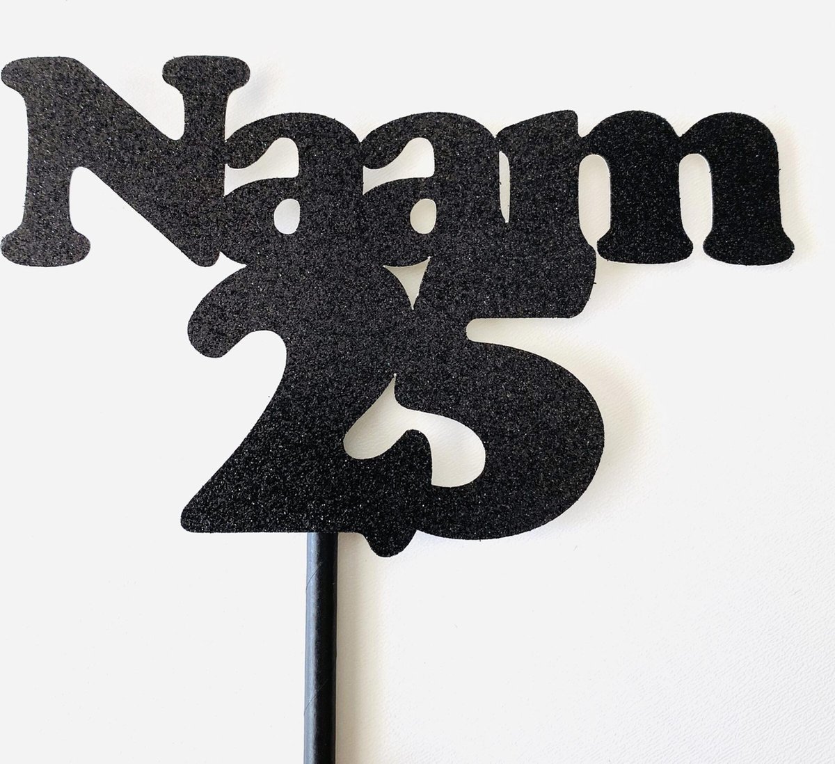 Taarttopper | Cake topper | Teksttopper I Naam en leeftijd| 16 cm | Zwart glitter | karton